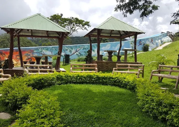 Termales El Guayacán Hotel